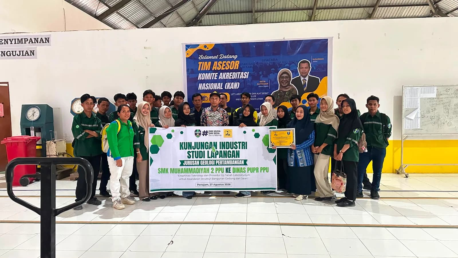 Tingkatkan Kompetensi Siswa, Jurusan Geologi Pertambangan SMK Muhammadiyah 2 PPU Gelar Studi Lapangan ke Dinas PUPR